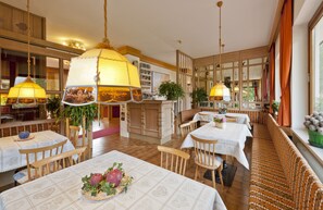 Bar (in der Unterkunft)