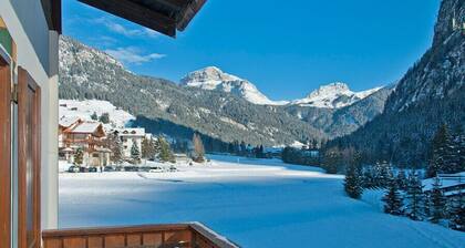 Hotel Cesa Edelweiss