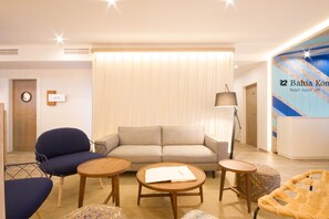 Lobby lounge - R2 Bahía Kontiki Beach Apartments (Tías)