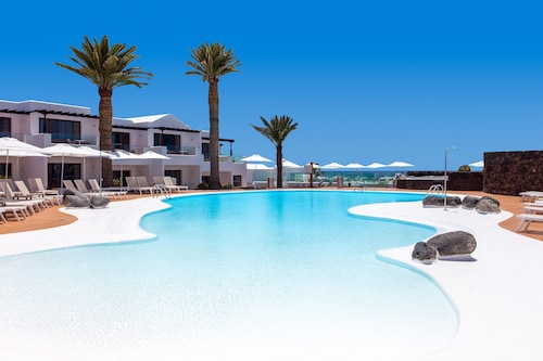 R2 Bahía Kontiki Beach Apartments