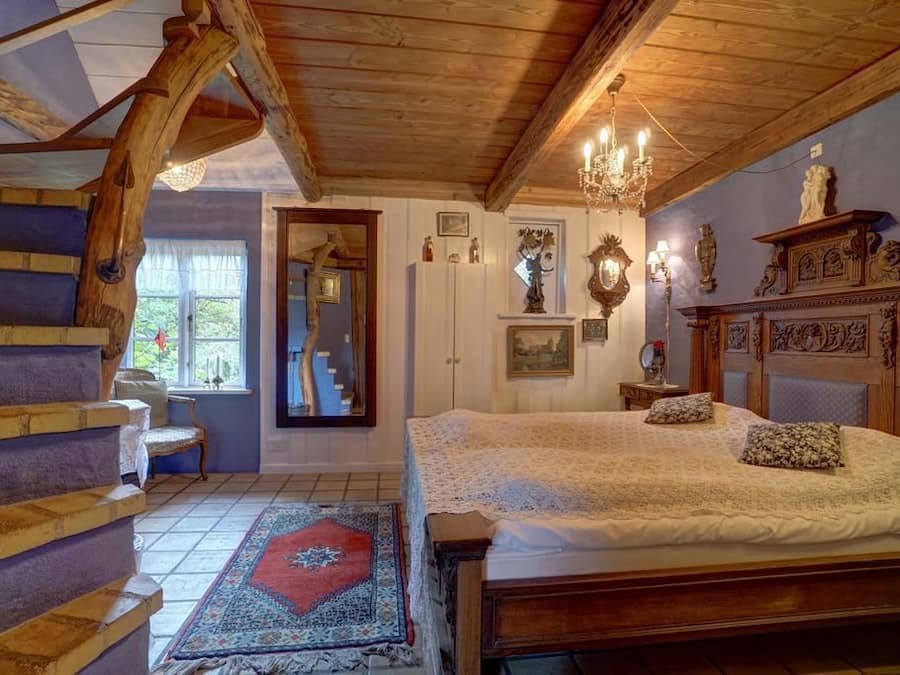 Junior Suite, Hot Tub | Living area