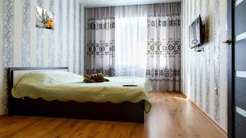 Comfort-huoneisto, 1 parisänky, keittiö | Ylelliset vuodevaatteet, äänieristys, silitysrauta/-lauta