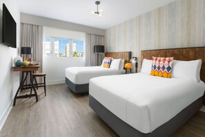 1 bedroom, premium bedding, in-room safe, desk