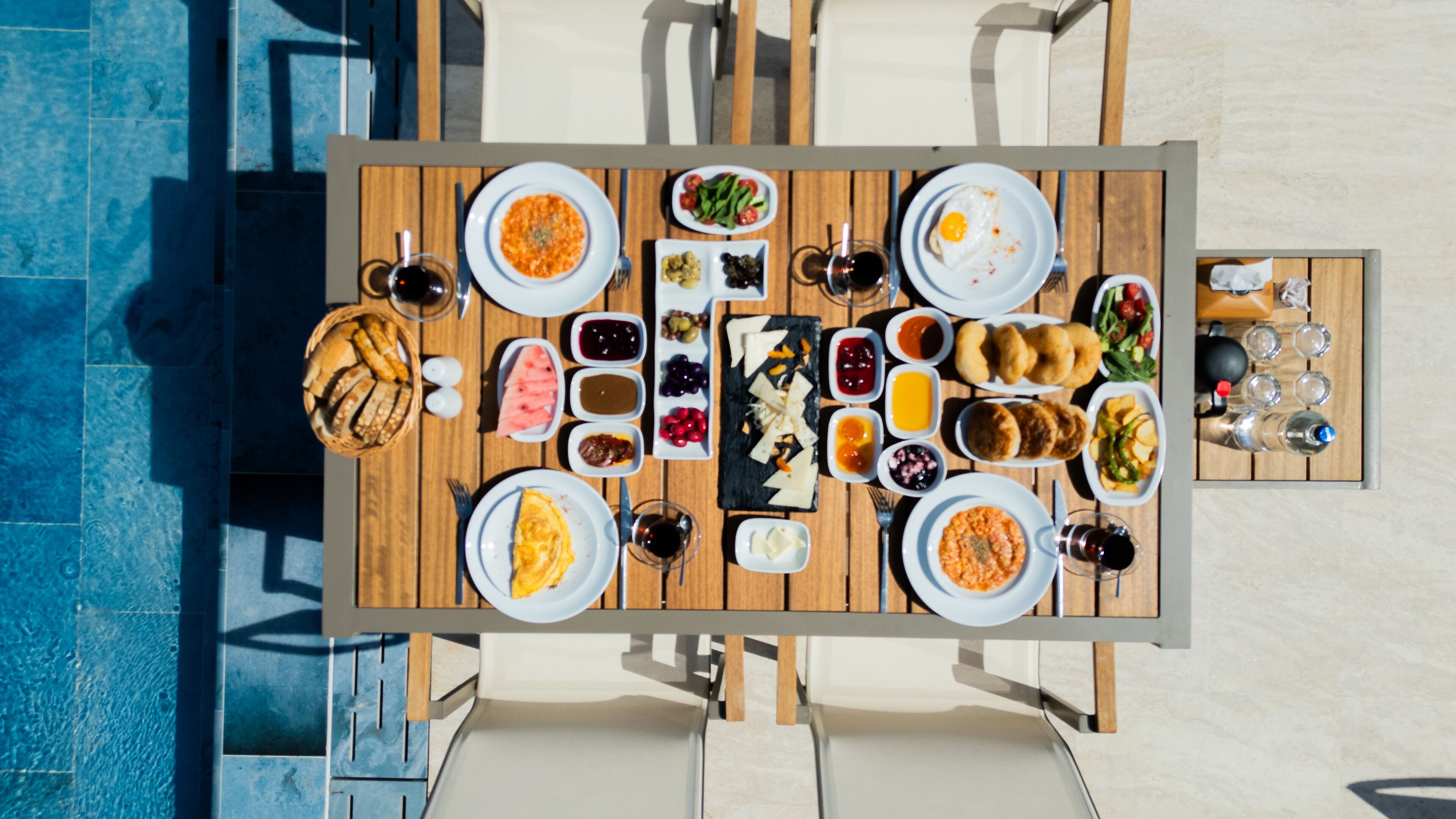 Bao gồm bữa sáng buffet hàng ngày 