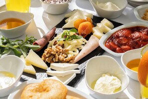 Desayuno continental incluido todos los días 