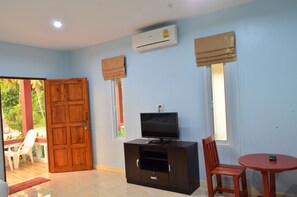 Family Room | Desk, free WiFi - Selamat Lanta Resort (Ko Lanta)