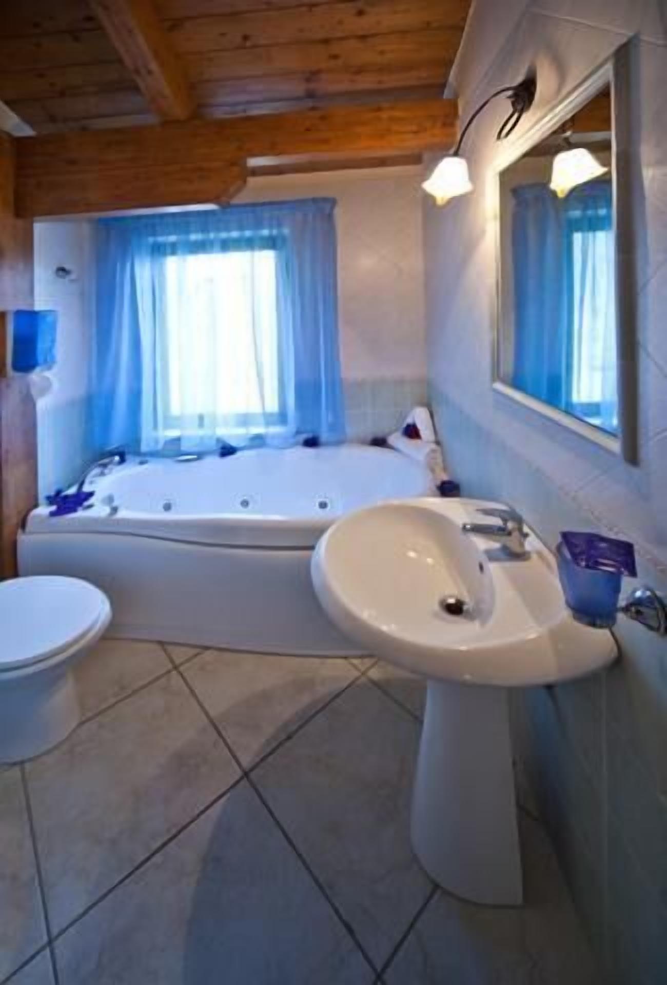 Foto - Hotel Happy Days