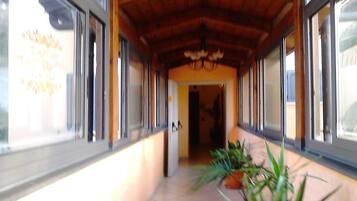 Junior Suite | In-room safe, desk, iron/ironing board, free WiFi