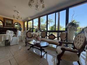 Chi tiết nội thất