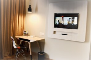 Free minibar items, in-room safe, desk, soundproofing
