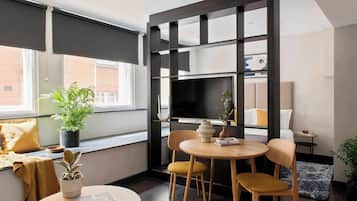 Large Studio Apartment | In-room safe, laptop workspace, blackout curtains, iron/ironing board