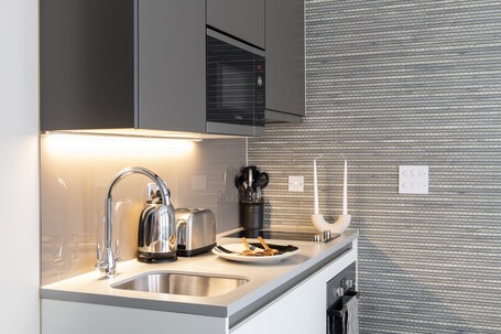 Cove Cannon Street – Affordable hotel in London