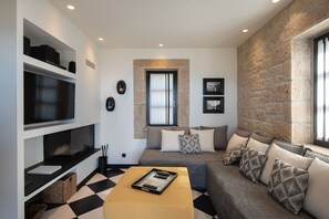 Smart TV, chimenea, reproductor de DVD, estación para reproductor de MP3