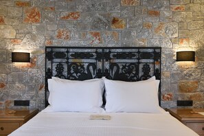 Duplex, Sea View | 1 bedroom, premium bedding, down comforters, pillowtop beds - Polismata - Private Residences (West Mani)
