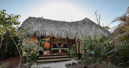 Flor y Bambu Hotel Glamping