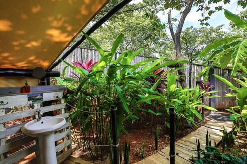 Flor y Bambu Hotel Glamping