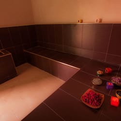Steam room, Turkish bath, body scrubs, massage/treatment rooms