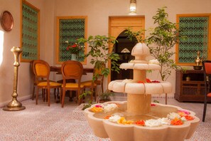 Interior detail - Riad Inaka (Marrakech)