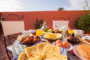 Daily continental breakfast for a fee - Riad Inaka (Marrakech)