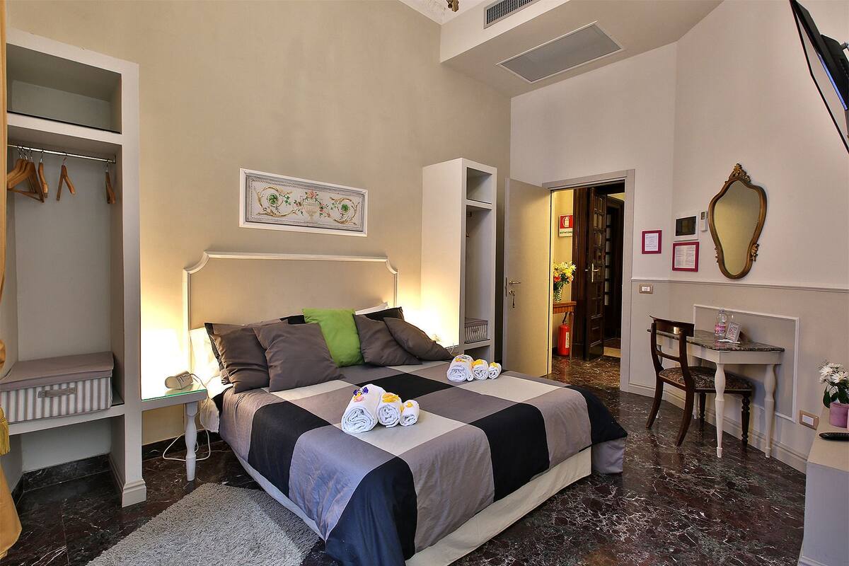 Deluxe Double Room, City View | Desk, free cots/infant beds, free WiFi, bed sheets