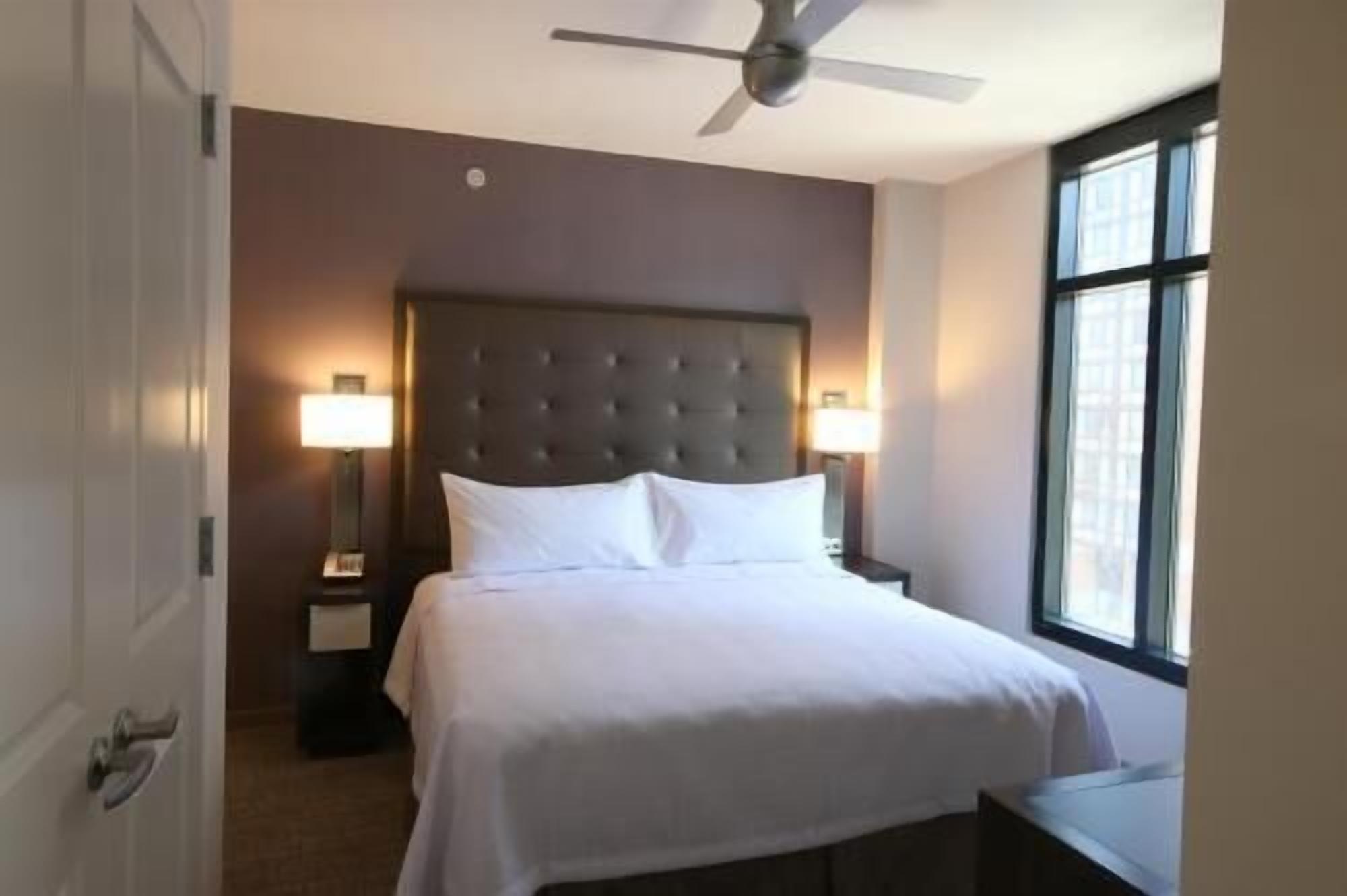 In-room safe, free WiFi, bed sheets