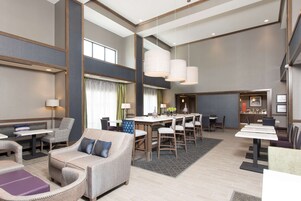 Desayuno buffet incluido todos los días 