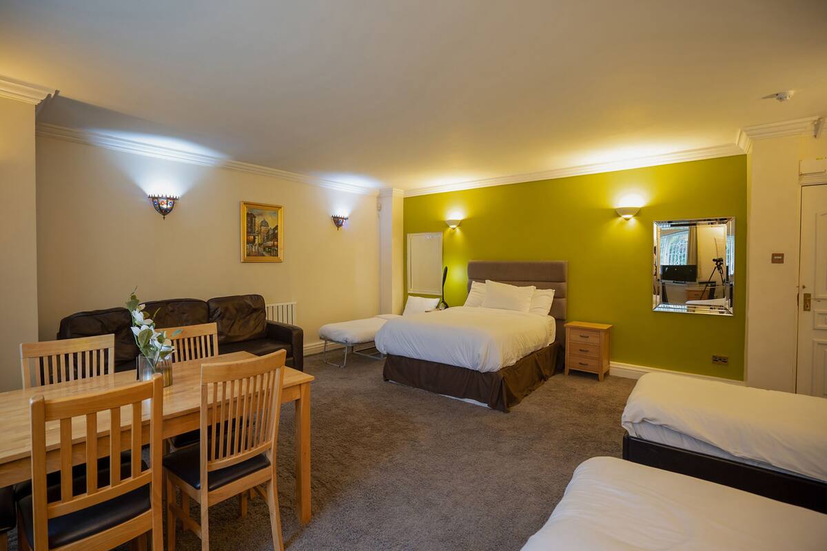 Egyptian cotton sheets, premium bedding, pillow-top beds, free WiFi