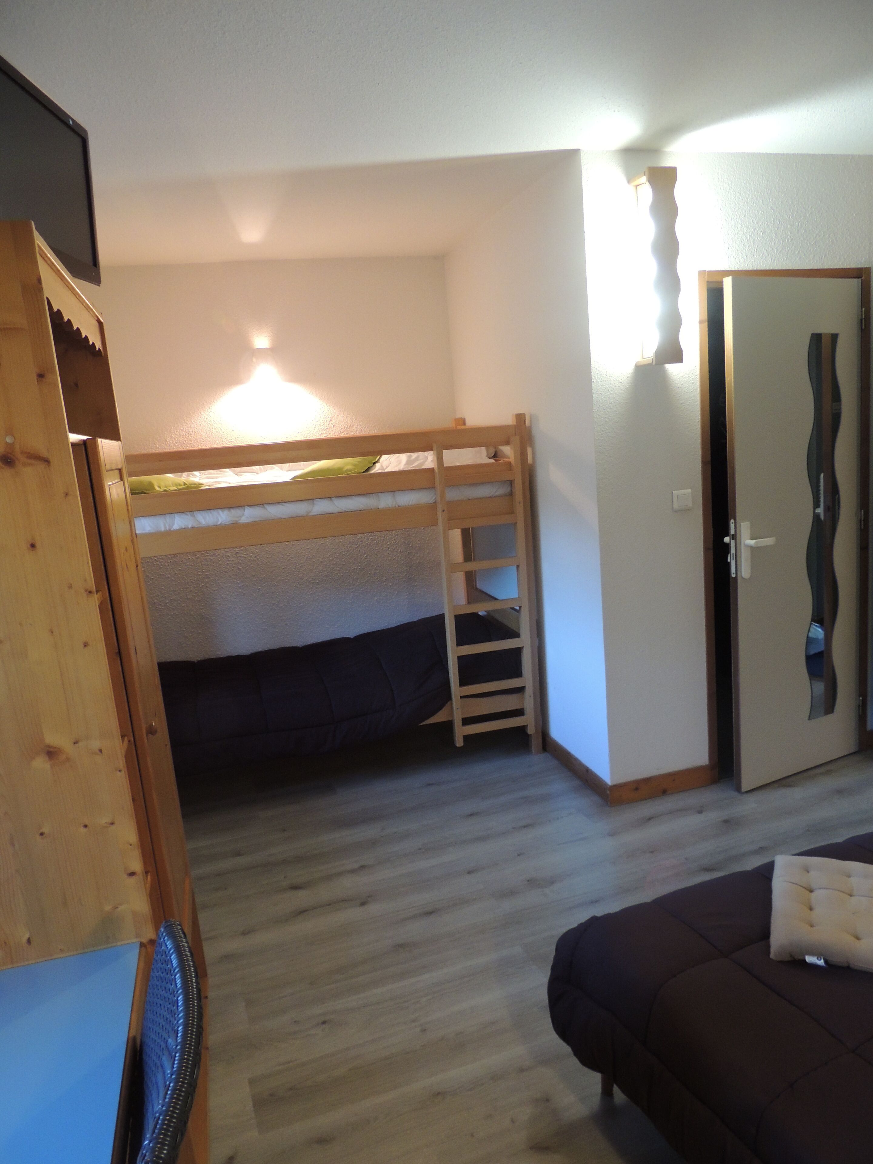 quadruple room | premium bedding, in-room safe, desk, soundproofing