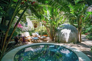 Outdoor treatment area, body treatments, aromatherapy - Hotel Amomoxtli (Tepoztlán)