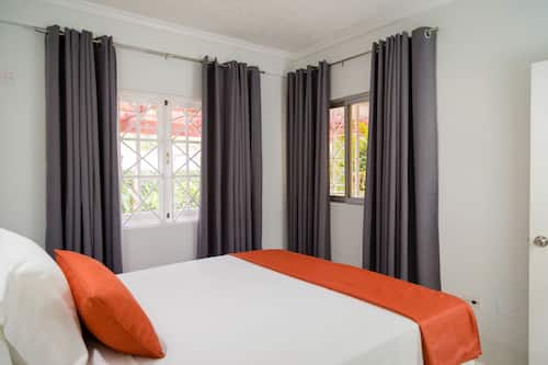 Deluxe Apartment, 2 Bedrooms, Mountain View, Executive Level | 2 bedrooms, Egyptian cotton sheets, premium bedding, in-room safe
