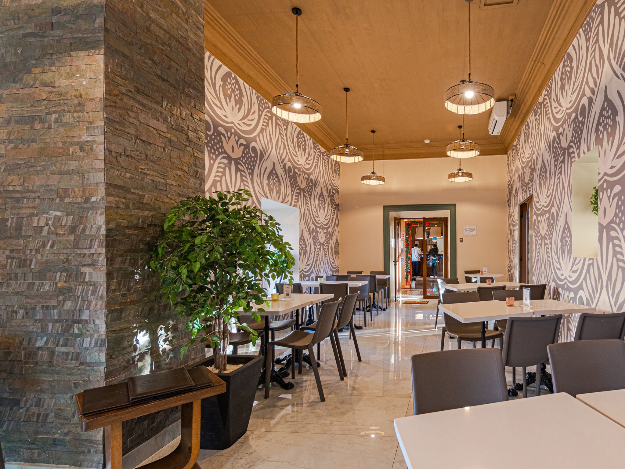 breakfast, lunch, dinner served; mediterranean cuisine