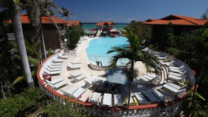 Deluxe Resort View  | Balcony - Mangos Jamaica (Falmouth)