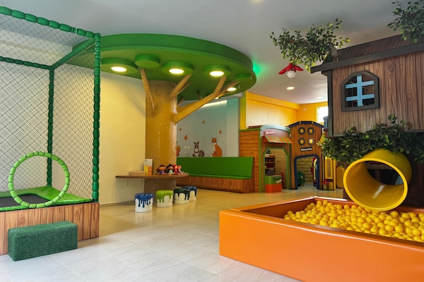 Children's play area - indoor