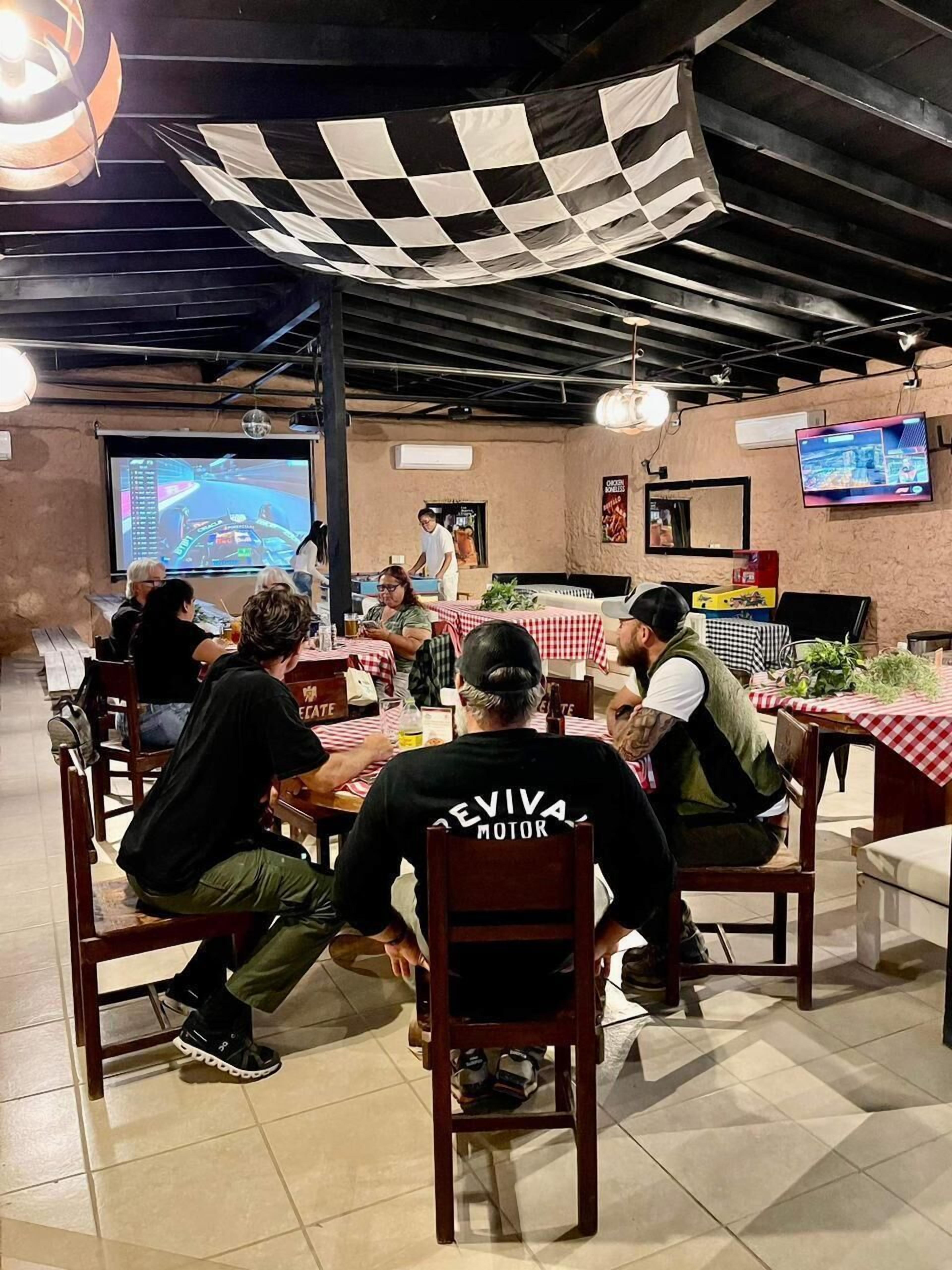 2 restaurants, breakfast, lunch, dinner served; mediterranean cuisine