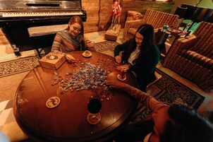 2 restaurants, breakfast, lunch, dinner served; Mediterranean cuisine