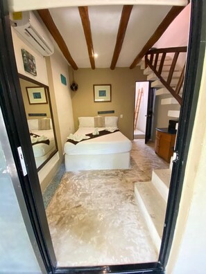 Habitación doble familiar | Wifi gratis y ropa de cama 