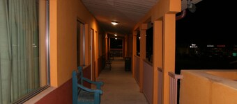 Budget Inn