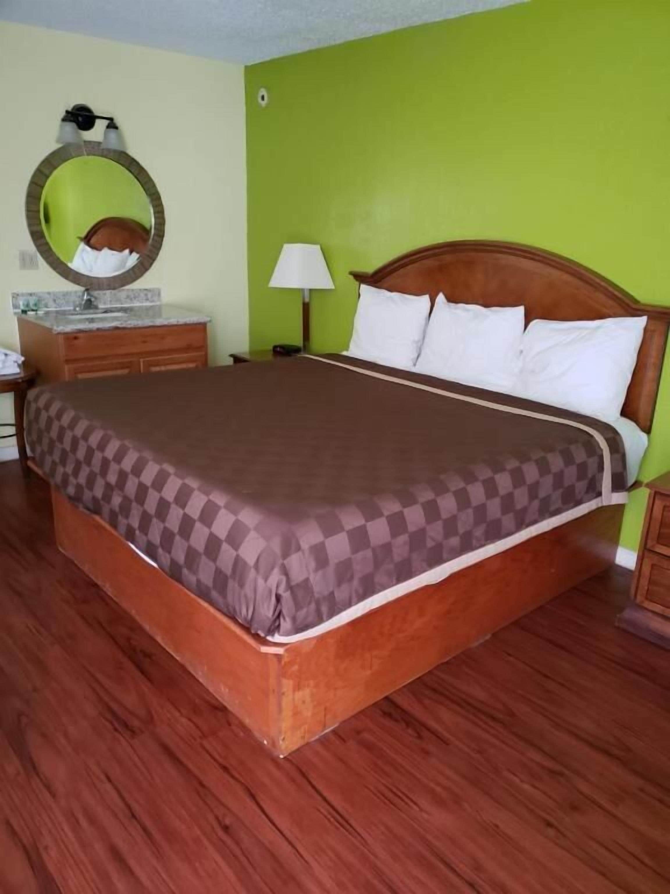 Premium bedding, rollaway beds, free WiFi, bed sheets