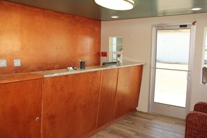 Check-in/check-out kiosk - La Hacienda (Artesia)