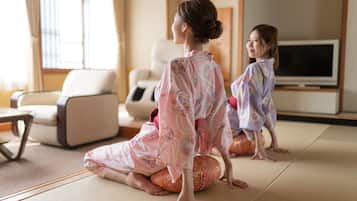 Gallery Room, Non Smoking, Mountain View | Down comforters, in-room safe, individually decorated