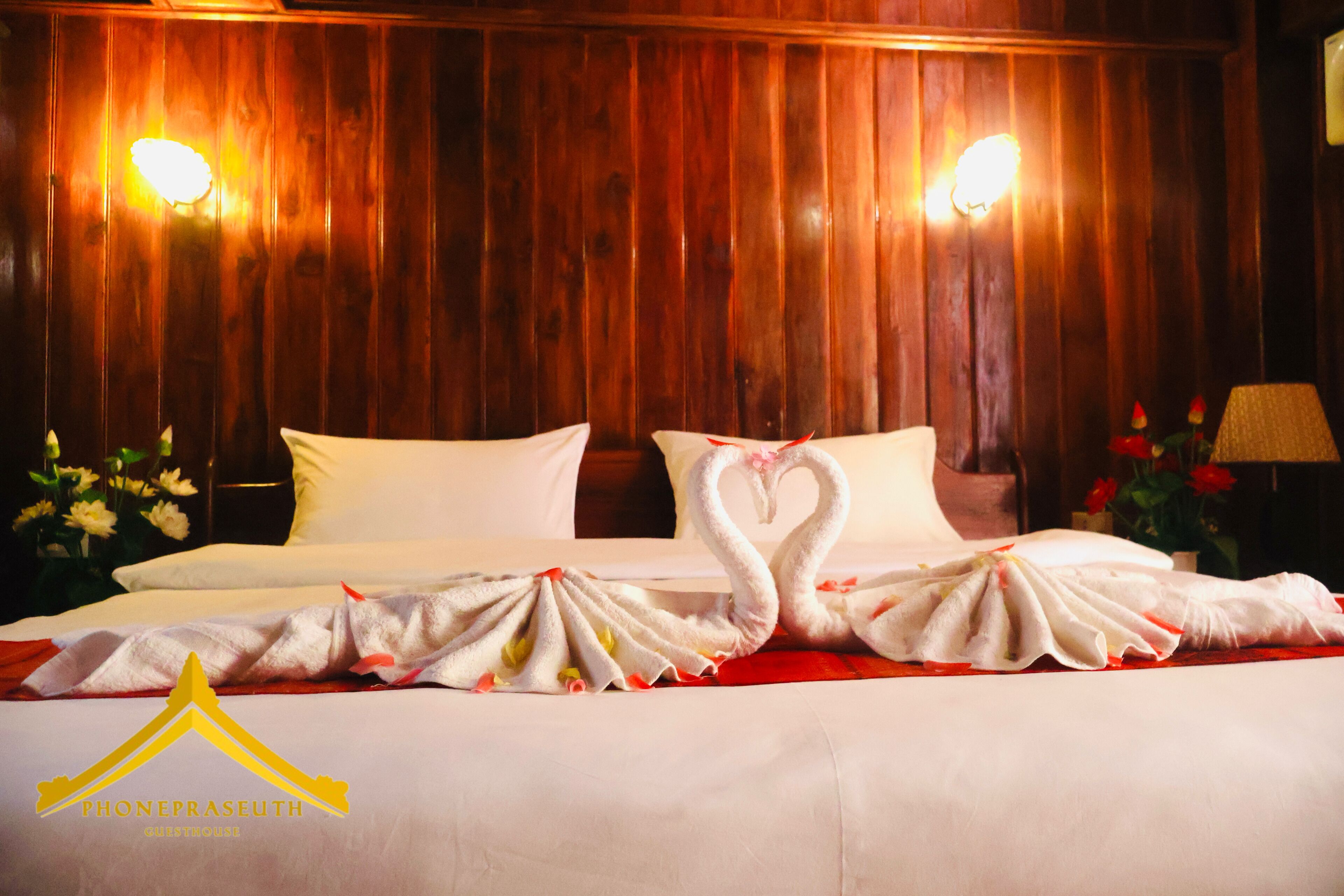 Double Room Down Stair | Skrivebord, blendingsgardiner og wi-fi (inkludert)