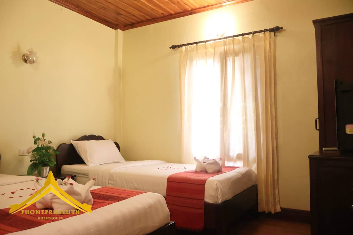 Twin Room | Escritorio, cortinas opacas, wifi gratis