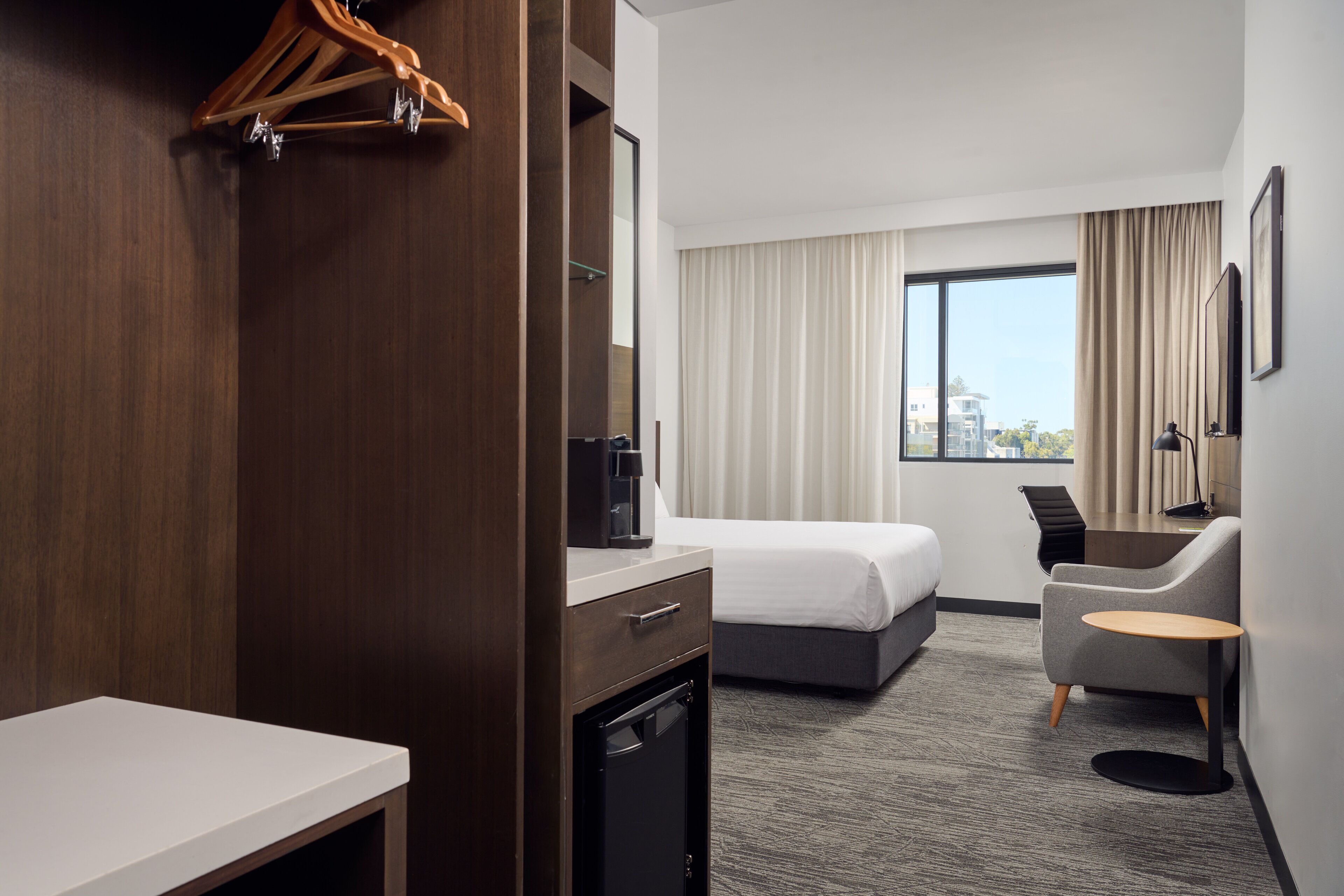 1 bedroom, premium bedding, pillow-top beds, in-room safe