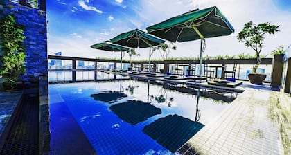 V Hotel Phnom Penh