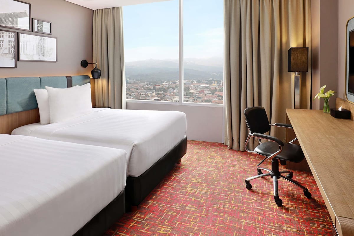 Privilege, Room, 2 Twin Beds | In-room safe, desk, iron/ironing board, free WiFi