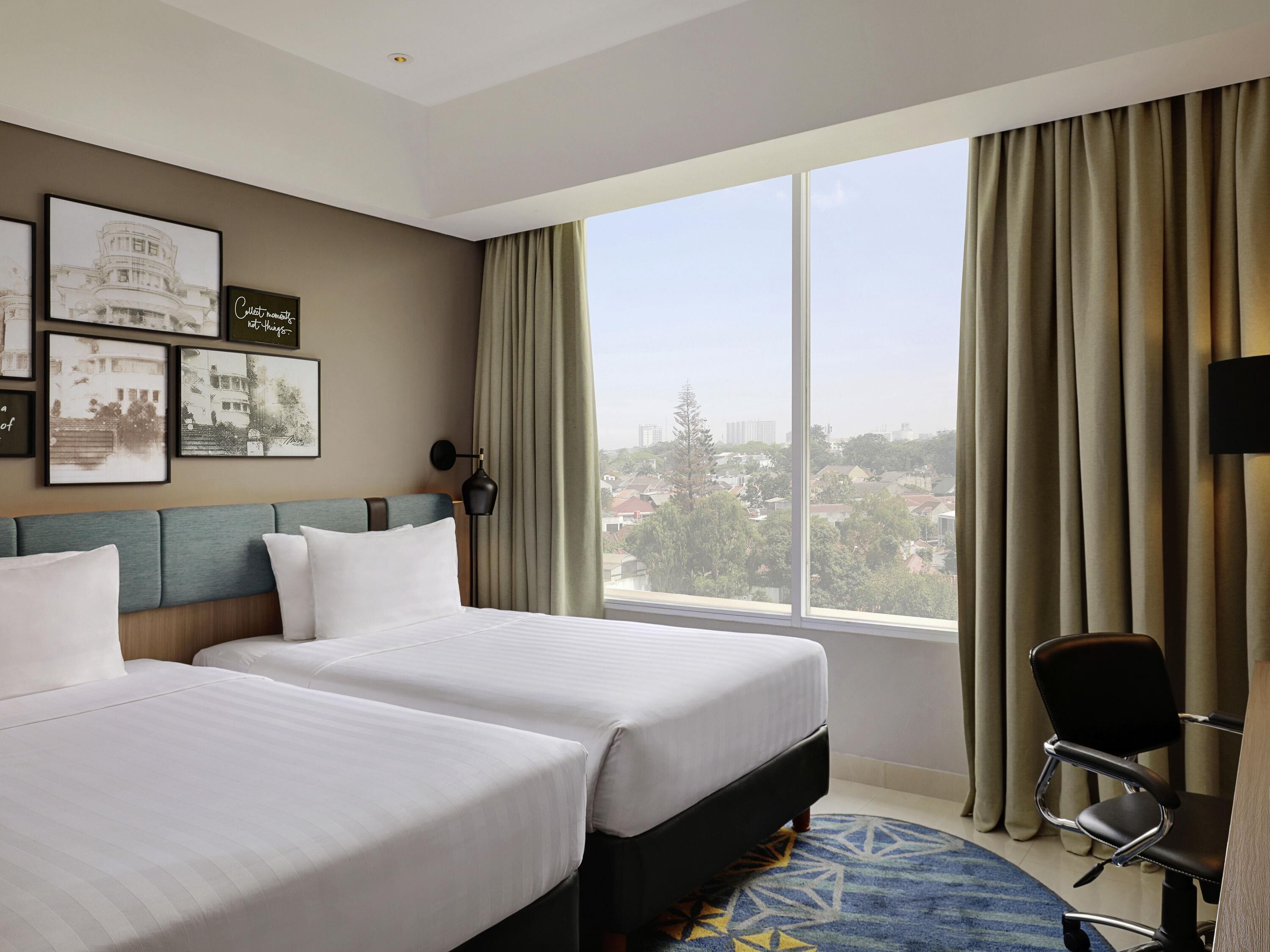 In-room safe, desk, iron/ironing board, free WiFi