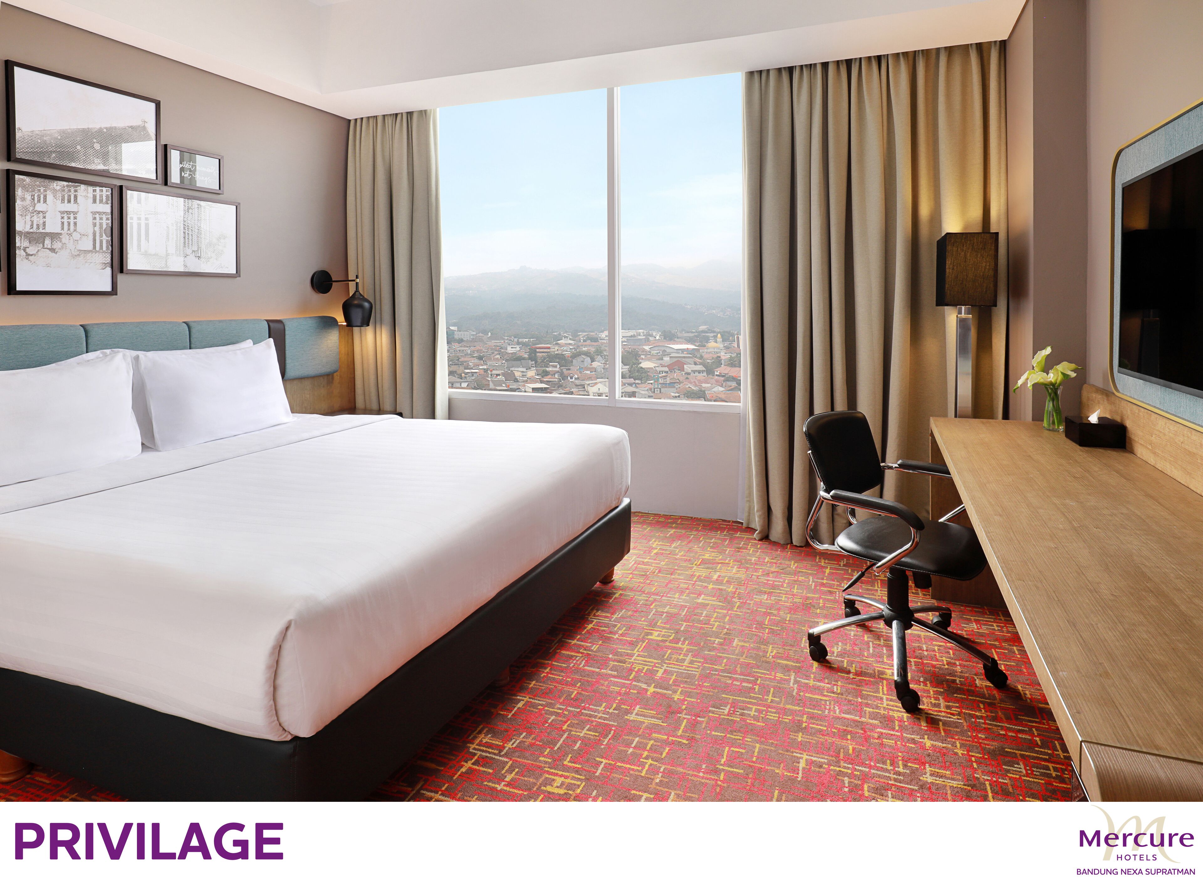 privilege, double room, 1 double bed | in-room safe, desk, iron/ironing board, free wifi