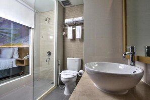 Bathroom sink - Mercure Bandung Nexa Supratman (Bandung)