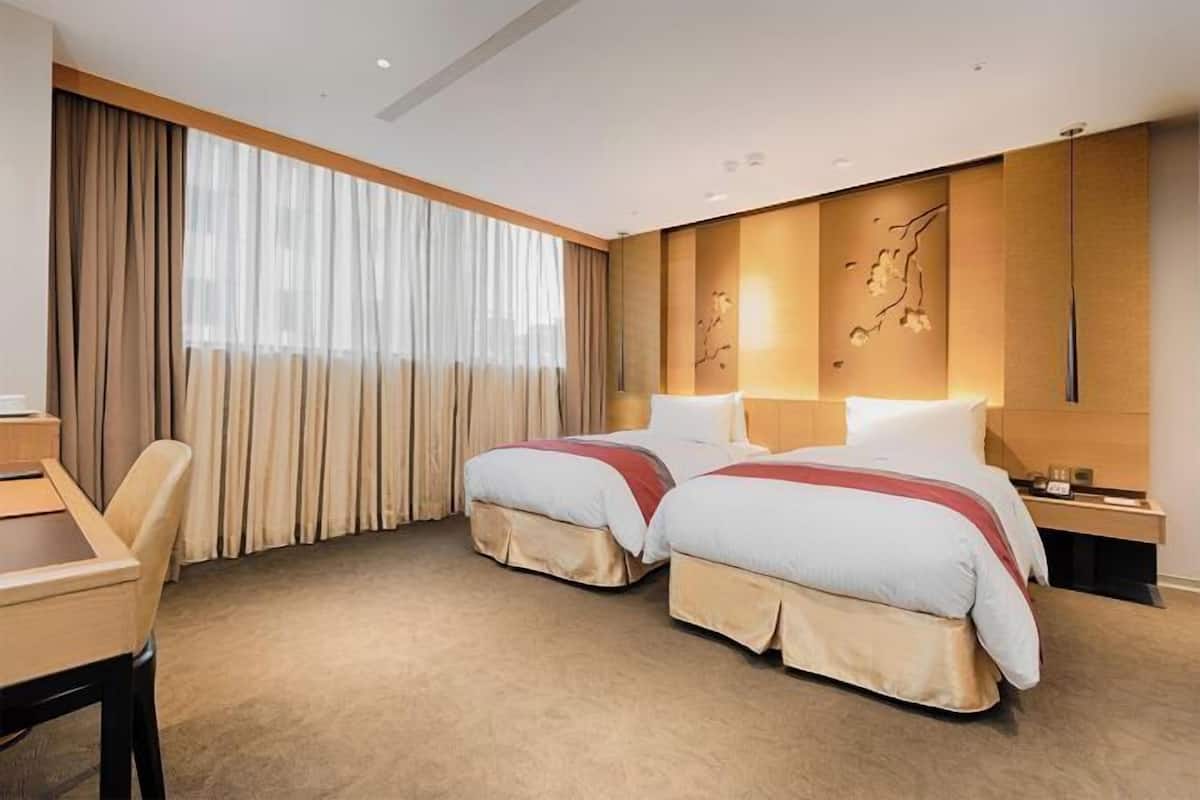 1 slaapkamer, luxe beddengoed, een kluis op de kamer, een bureau