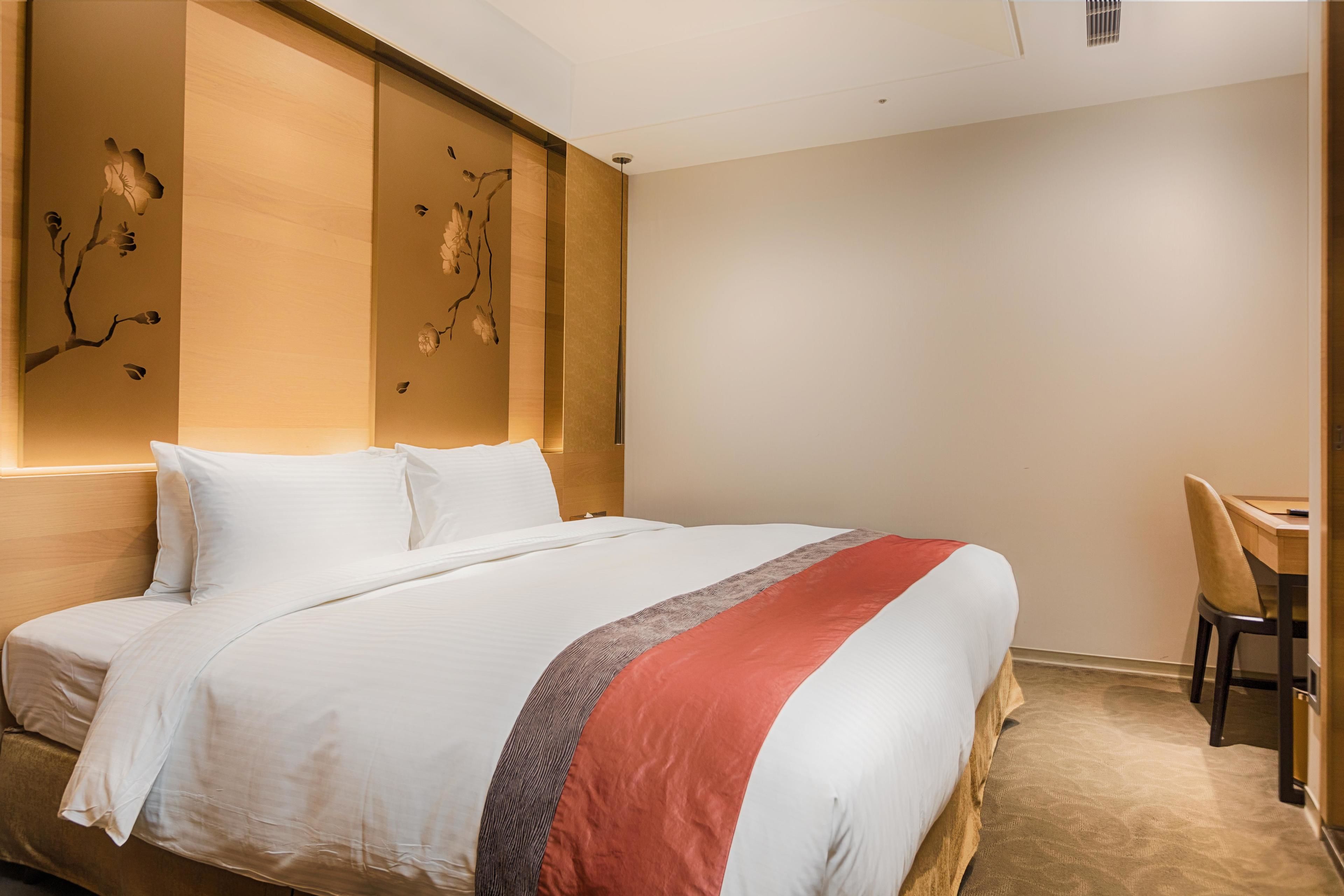 Classic Double Room, No Windows (No Windows)